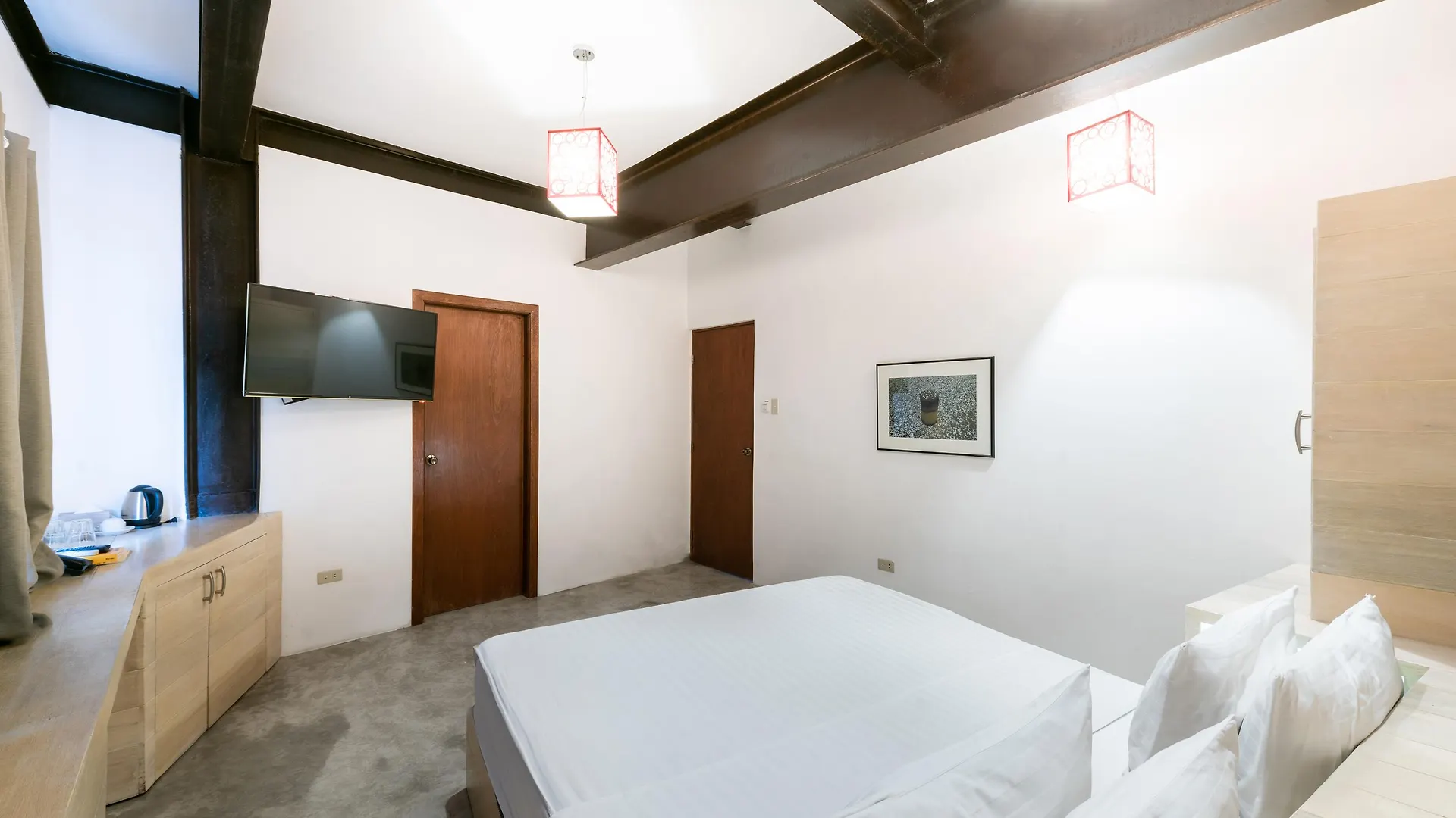 Element Boutique Hotel Makati City 3*,  Philippines
