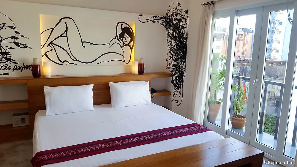 Element Boutique Hotel Makati City